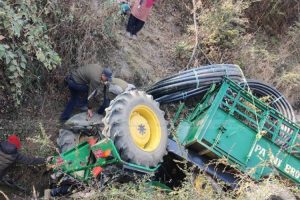 डडेल्धुरामा ट्याक्टर दुर्घटना एक जनाको मृत्यु