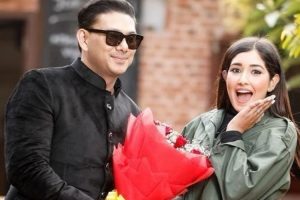 अभिनेत्री आँचल शर्मा र उनका पति उदिप  हैरानीमा