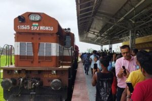 ८४ करोडका रेल त्रिपालमुनी,भारतबाट रेल ल्याएर परिक्षण
