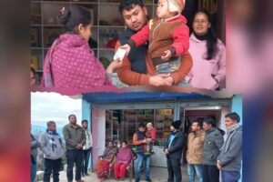 मेल्लेख गाउँपालिका प्रशासकीय अधिकृत खड्काद्वारा छोराको जन्म उत्सवमा सहयोग