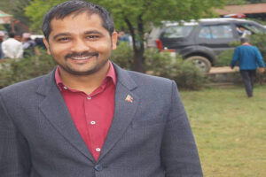 ऐनबहादुर महरलाई चौबिस घण्टे स्पष्टीकरण