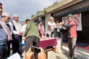 बाजुराको स्वामिकार्तिकमा नुन डिपो सञ्चालन: नुनकै लागि १ हजार रुपैया तिनुपर्ने अवस्थाको अन्त्य