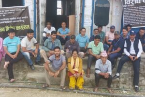 बान्नीगढी जयगढ गाउँपालिकामा कार्यरत कर्मचारीले गरे अनिश्चितकालिन पेन डाउन