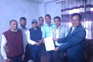 जयगढका अग्नि पिडितलाई, बान्नीगढीका स्वास्थ्यकर्मीले गरे ७७ हजार सहयोग