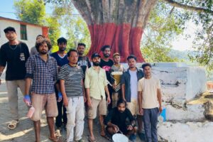 बयालपाटाका युवाहरुले गरे चौतारीहरुको सरसफाइ सहित रंगरोगन