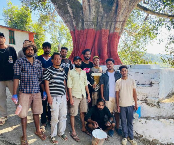 बयालपाटाका युवाहरुले गरे चौतारीहरुको सरसफाइ सहित रंगरोगन