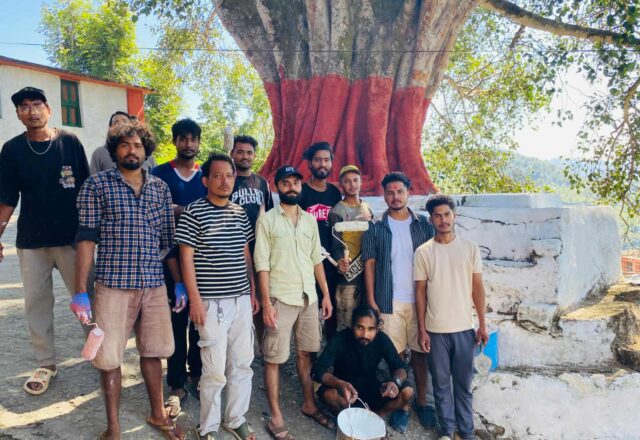 बयालपाटाका युवाहरुले गरे चौतारीहरुको सरसफाइ सहित रंगरोगन