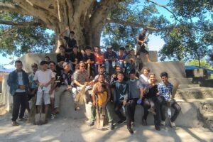 युवाहरूद्वारा बयालपाटा बजार सरसफाइ