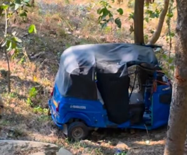 अछाममा अटो दुर्घटना हुदाँ २ जना गम्भीर घाइते