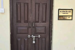 सुदूरपश्चिममा एमालेकाे विवाद,संसदीय दलको कार्यालयमै तालाबन्दी