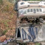 बाजुरा जादै गरेको जिप साँफेबगरमा दुर्घटना,५ जना घाइते
