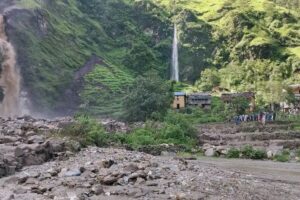 बाजुरामा बाढीपहिरोका कारण १६ घरपरिवारमा क्षति