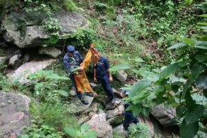 अछामको साँफेबगरमा ओडारमा भरुवा बन्दुक भेटियो