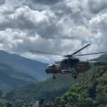टेलिकमको टावर निर्माणका लागि हेलिकप्टरबाट सामाग्री बडिमालिका ढुवानी गरि सकियो